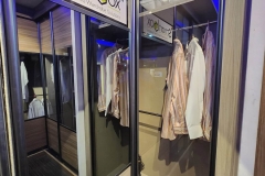 L-shape-build-in-wardrobe-sliding-door2